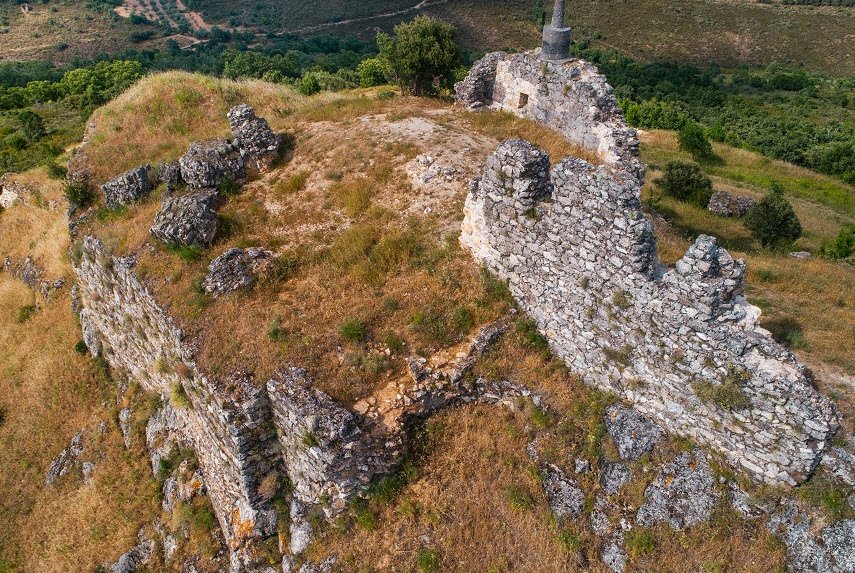 Castelo de Outeiro, Portugal